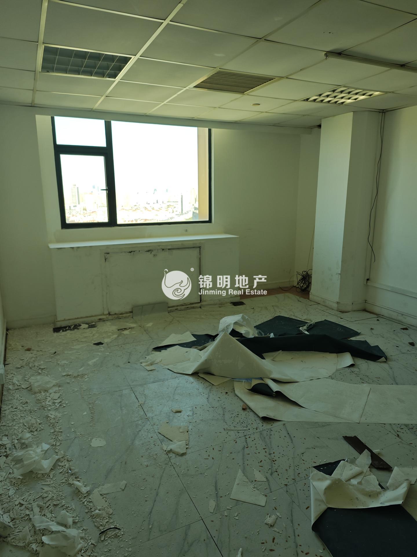 光新浦发广场95平米写字楼出租